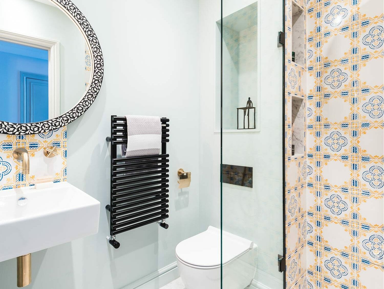 Bathroom Showroom Eastbourne | HKS Interiors