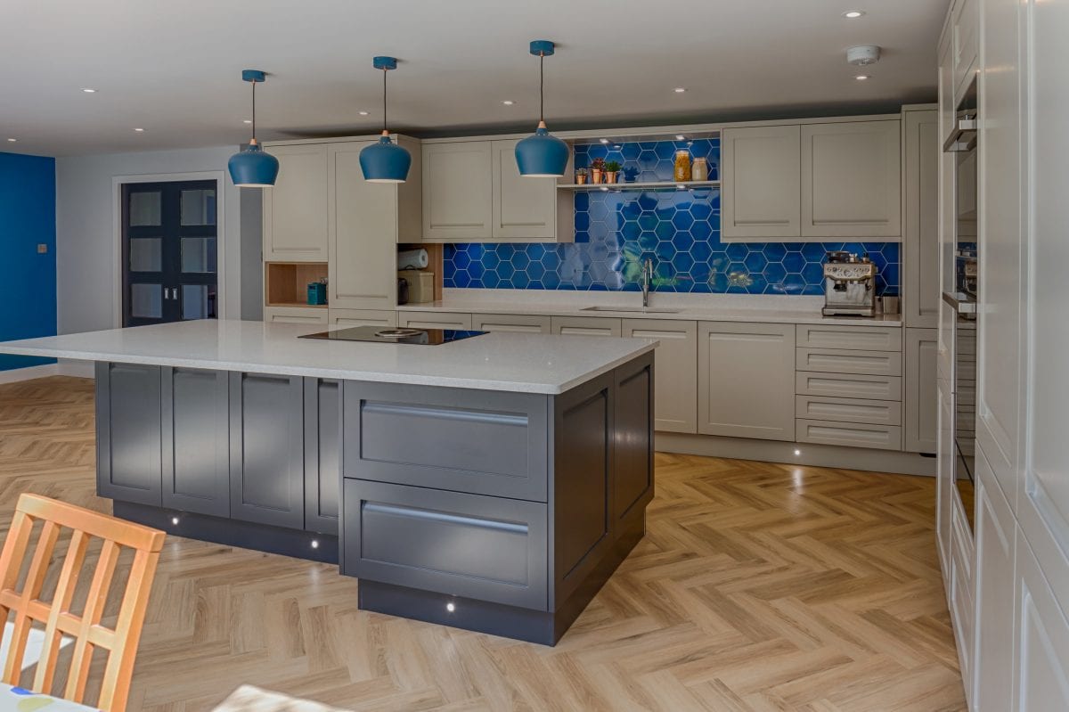 Traditional Kitchen Island