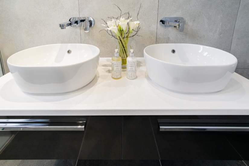 Modern & Sleek Bathroom | Burgess Hill, West Sussex | HKS