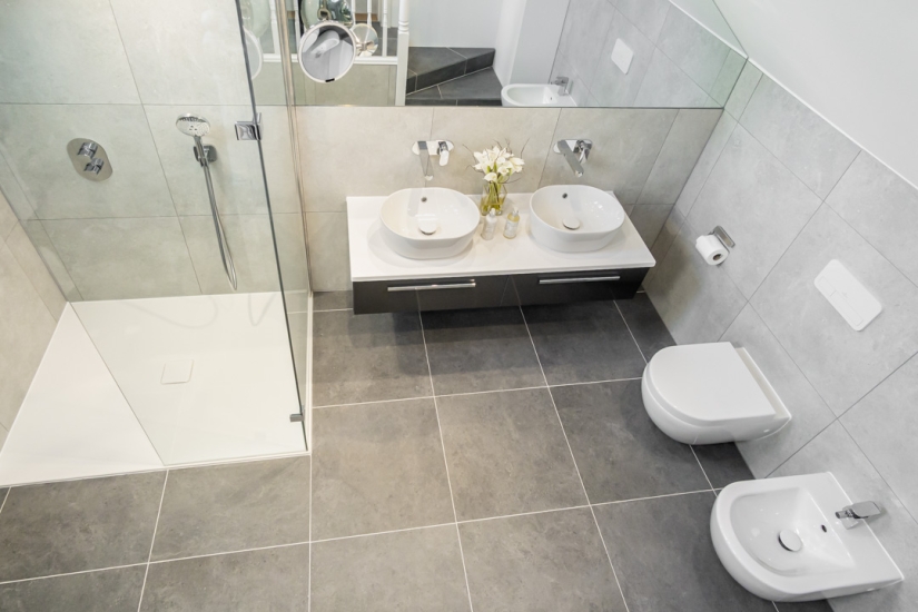 Modern & Sleek Bathroom | Burgess Hill, West Sussex | HKS