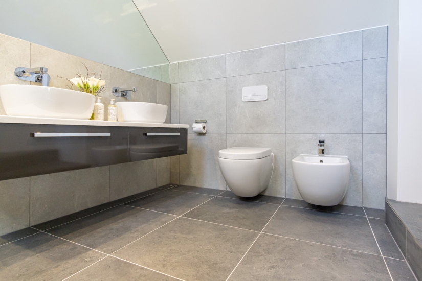 Modern & Sleek Bathroom | Burgess Hill, West Sussex | HKS