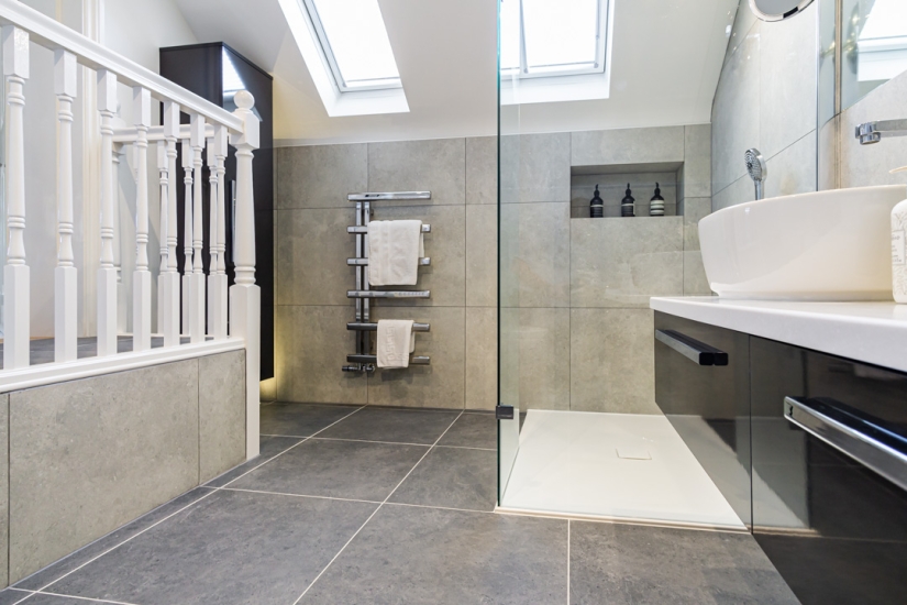Modern & Sleek Bathroom | Burgess Hill, West Sussex | HKS